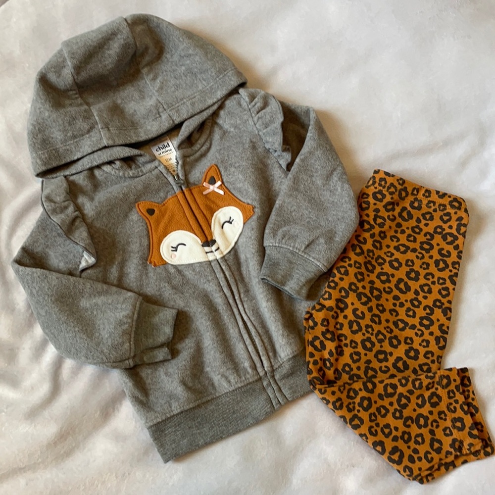 Child of mine by Carter’s- girls set - size 12m